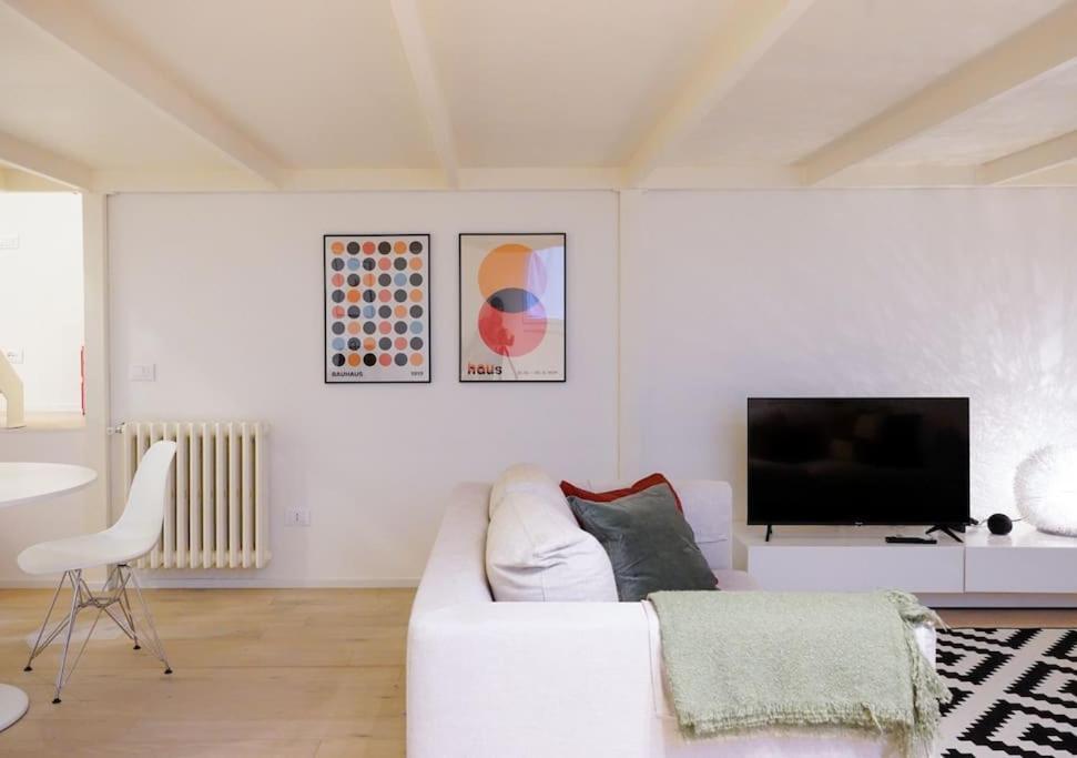米兰Navigli-Bocconi Spazio Luce Design公寓 外观 照片
